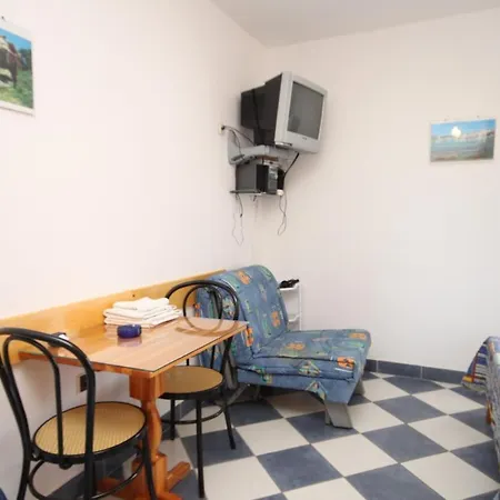 Studio 6852c Apartman *